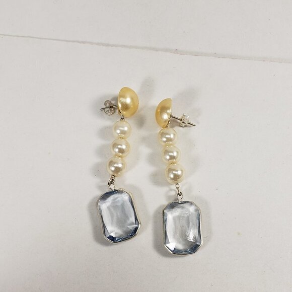 Off-White Beads Rectangular Shape Clear Stone Post Drop Dangle Earrings - Women - Picture 4 of 7